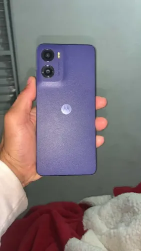 Vendo Celular moto g05 novinho sem detalhes nenhum