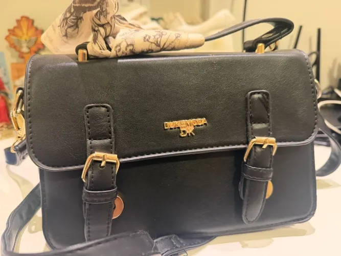 Bolsa preta transversal
