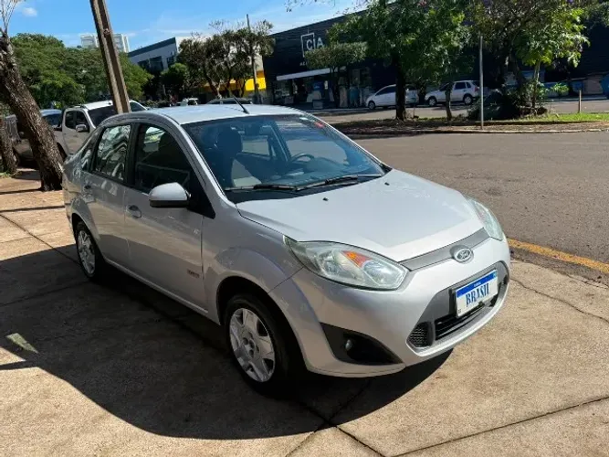 Ford Fiesta Sed. 1.6 8V Flex 4P 2013