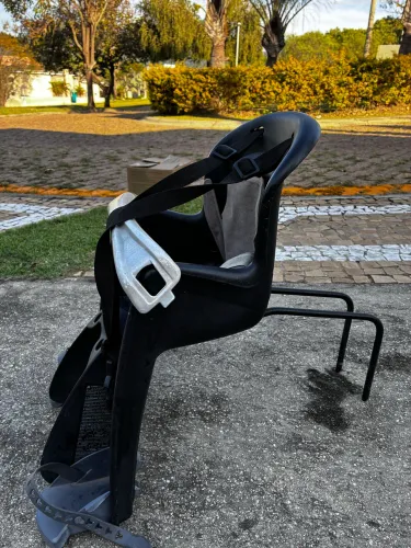 Cadeirinha de criança para bicicleta