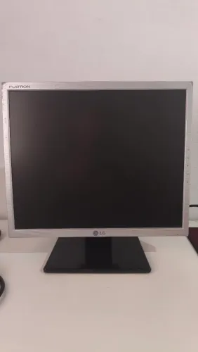 monitor LG flatron