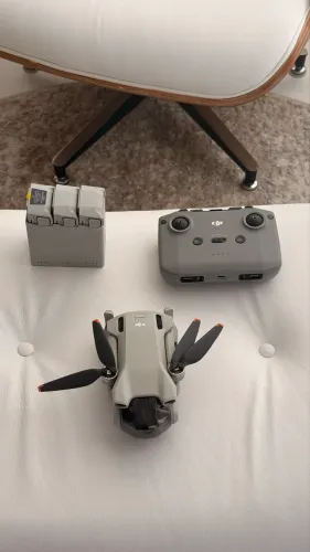 Drone DJI Mini 3 + KIT Completo (3 baterias ? + bolsa + cabos)