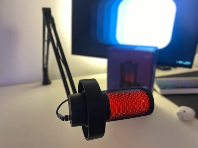 Fifine A8, com Braço Articulado e Suporte, Microfone de Mesa, Condensador, Ampligame