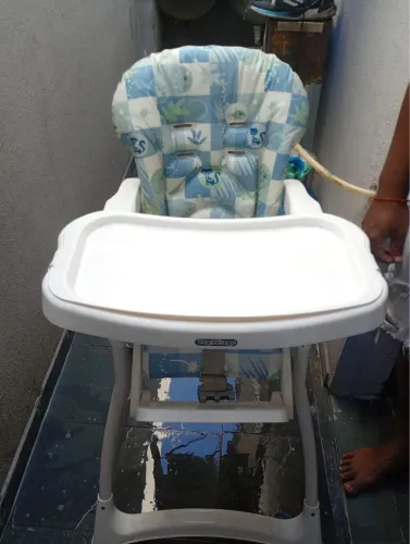 CADEIRINHA DE ALIMENTAÇÃO