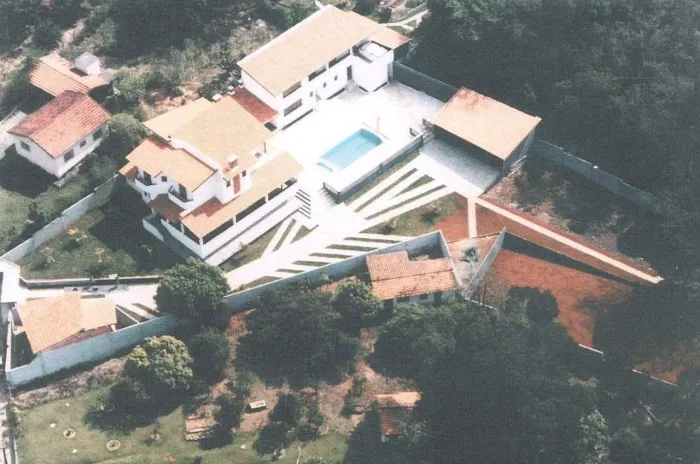 Chácara em Jundiaizinho (Terra Preta) com 580.00 m² , 4 quarto(s) , 4 suíte(s) , 15 vaga(s