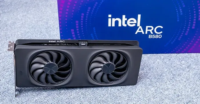 [Aceita troca] Intel Arc B580 Limited Edition 12 GB GDDR6