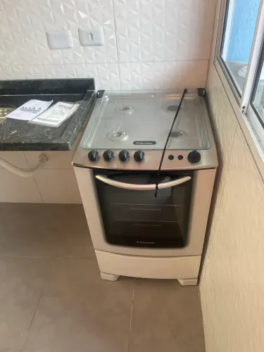 Vendo fogão 4 bocas Electrolux 250reais