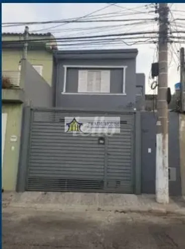 Sobrado Reformado 2 dormitórios 1 vaga- Quintal - Próx Metrô