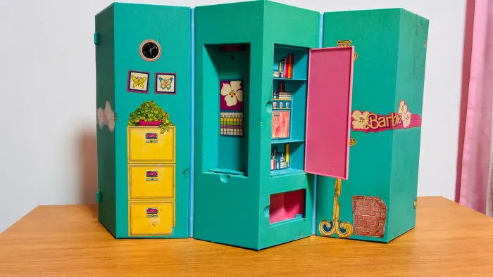 Lar e escritório Barbie estrela para reparos