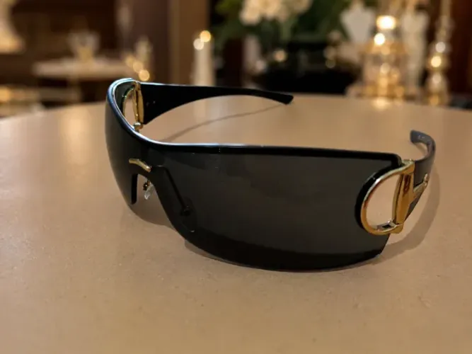 Óculos de Sol GUCCI GG 2711/S PU2 115 Dourado / Preto