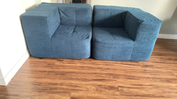 Sofá azul veludo (sofá na caixa)