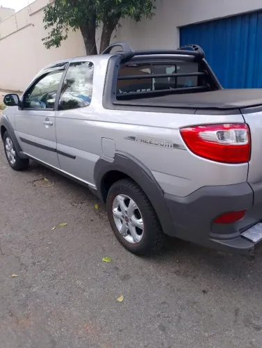Fiat Strada Freedom 1.4 Flex 8V CD 2019
