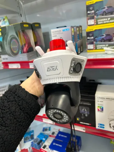 Câmera Wi-fi Tripla com App Microfone visão noturna