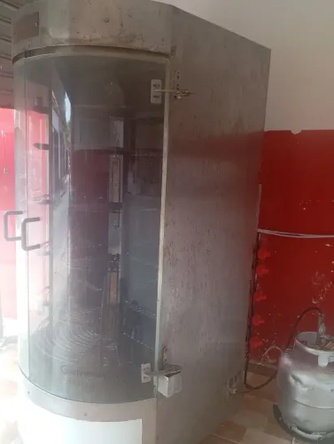 Máquina de assar 30 frangos