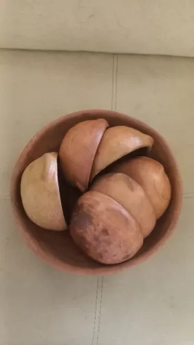 Conjunto de potes de barro antigo