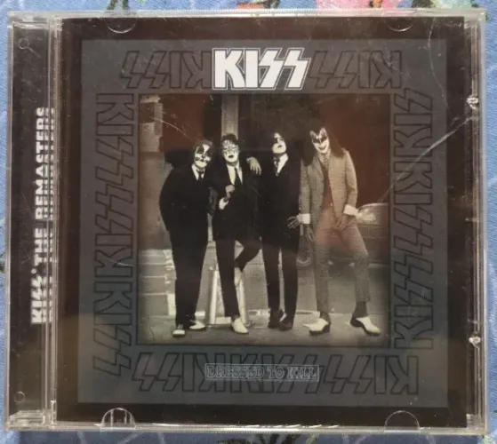 CD KISS DRESS TO KILL USADO