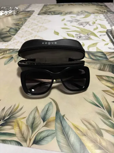 Óculos vogue feminino
