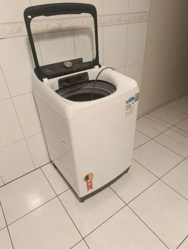 Máquina de lavar 13Kg Midea (menos de 1 ano de uso)