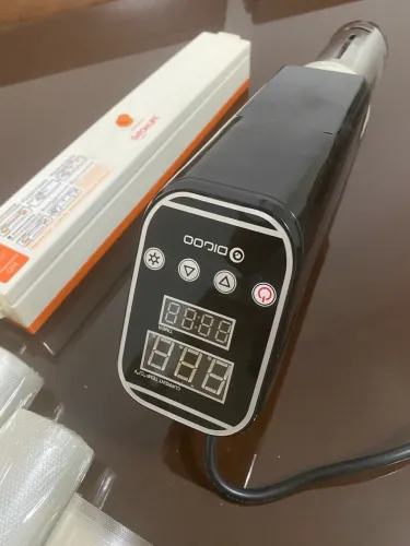 Kit Sous Vide completo DICOO 1000W + Seladora a vácuo Freshpack Pro 110v