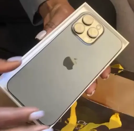 IPHONE 15 PRO MAX NOVO 4.200 PRA SAIR HOJE!