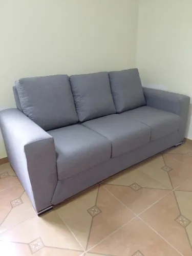 Sofá 3 lugares, em linho, novo!