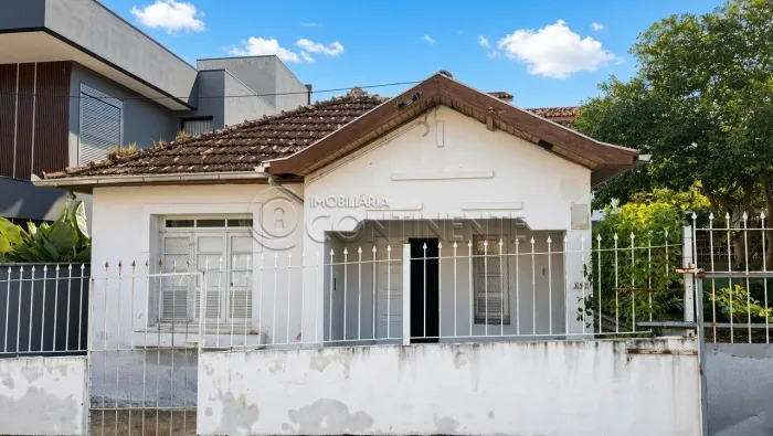 CASA A VENDA EM ITAGUAÇU - FLORIANÓPOLIS - AREA CONSTRUIDA DE 248M² -TERRENO COM 331 M²