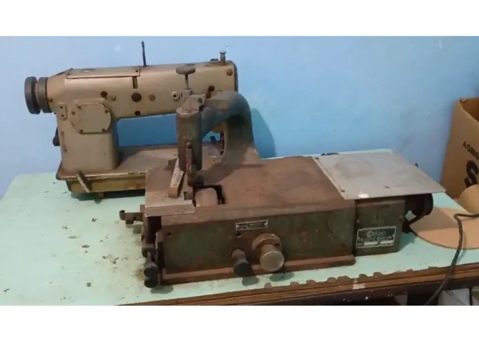 Vendo três máquinas de costuras industrial