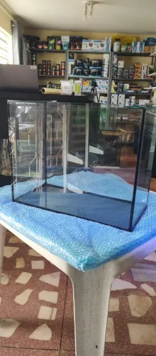 Aquário 50 litros fino acabamento
