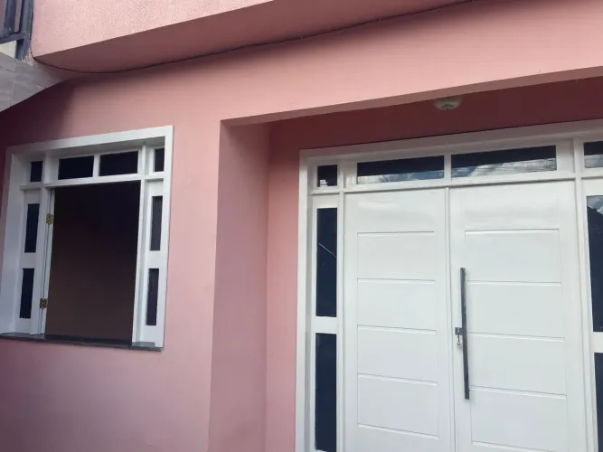 Alugo casa no Conjunto Lourival batista