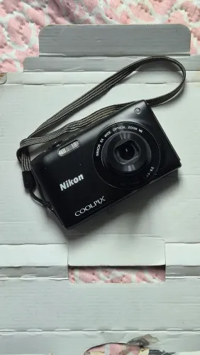 VENDO NIKON S3300 16 MEGAPIXELS