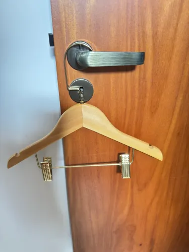 Kit 10 cabides infantis 