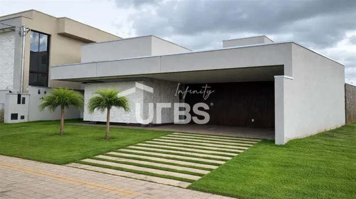 Casa térrea à venda, localizada no Jardins Bolonha, com 212m² e 3 quartos.