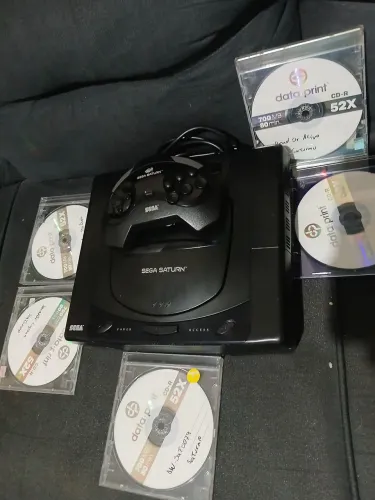 Sega saturno destravado, completo, junto controle e jogos