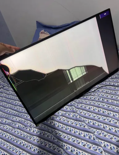 Monitor da LG para reutilizar peças, tela quebrada Mais está dando vídeo normal