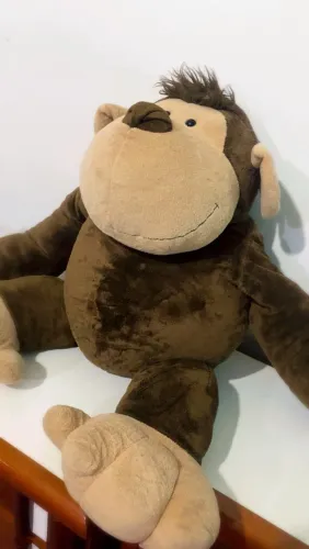 Macaco de Pelúcia Grande