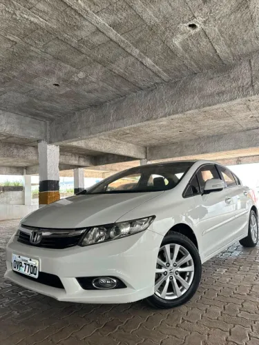 Honda Civic Sedan LXR 2.0 Flexone 16V Aut. 4P 2014