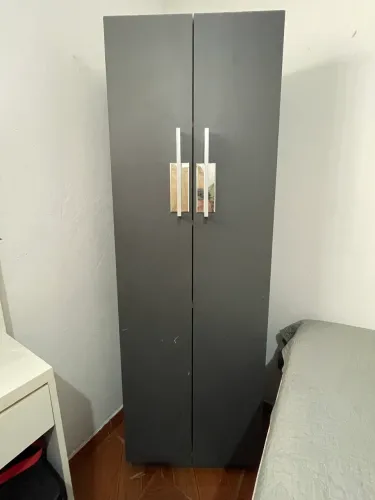 Vendo Multi uso, em bom estado , entrega e montagem grátis