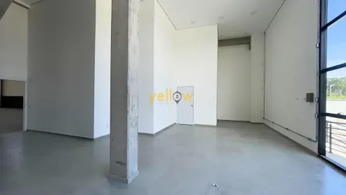 Comercial Galpão em Arujá