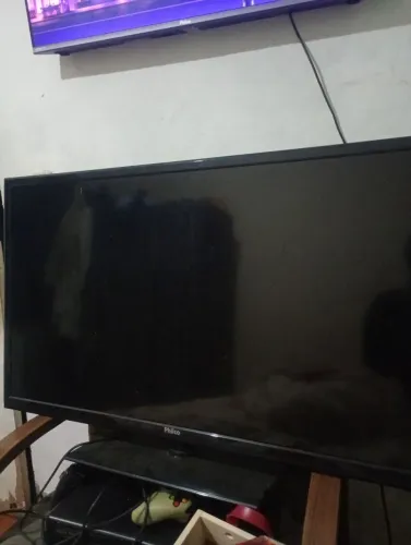 televisão de 40 polegadas com resolução Full HD