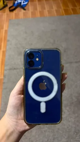 Iphone 12 muito novo