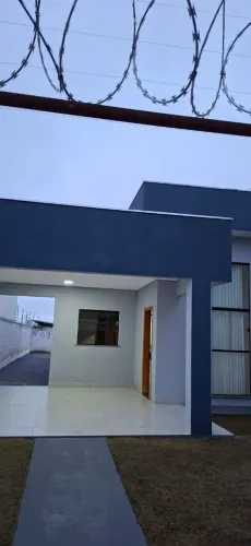 Casa Linda, OPORTUNIDADE e localização privilegiada.