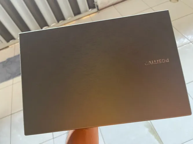 Notebook positivo C14