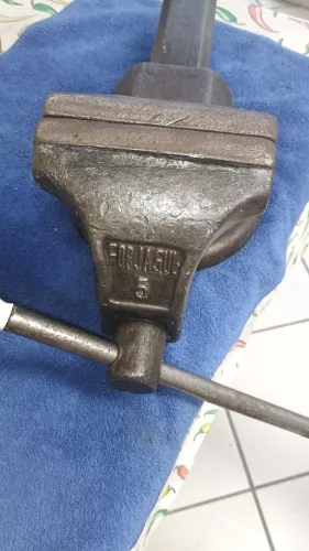 Torno/Morsa forjasul 5 