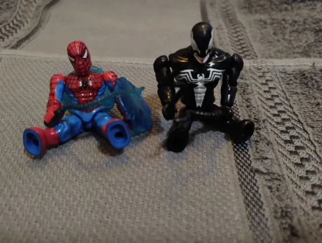 Venom e spiderman - Mega Bloks Series 1 2010 Marvel - Miniaturas colecionáveis 