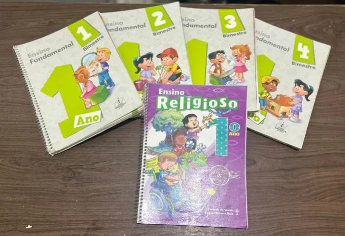 livro do 1 ano fundamental 1 Colégio Adventista