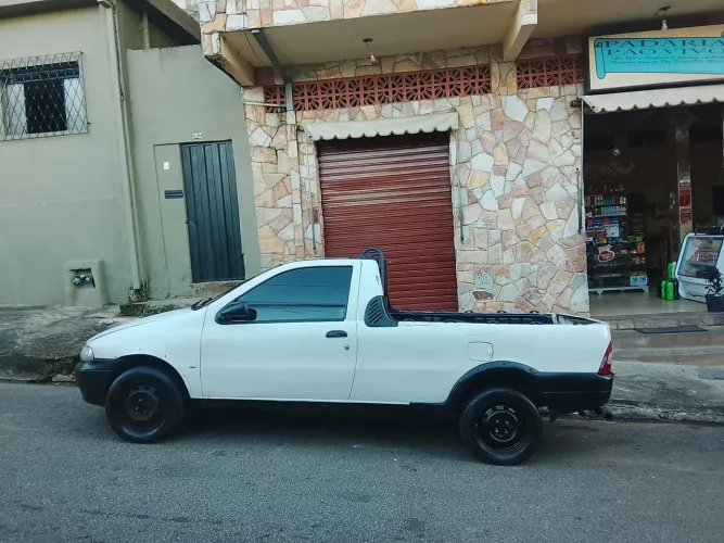 Fiat Strada Working 1.5 MPI 8V CE (álcool) 2001