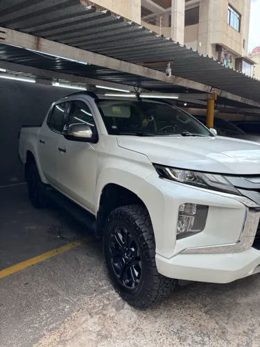 Mitsubishi L200 Triton Sport HPE 2.4 CD Diesel Aut. 2023