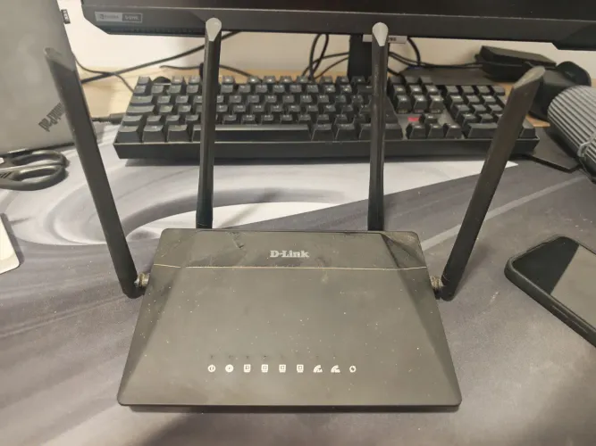 Roteador D-Link DIR-842 AC1200 - Preço de Desapego