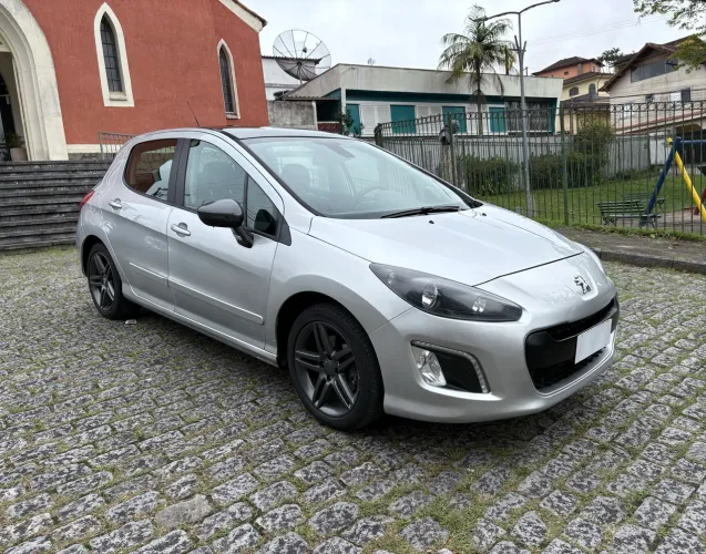 Peugeot 308 Feline/griffe 1.6 Turbo 16V 5P Aut. 2014