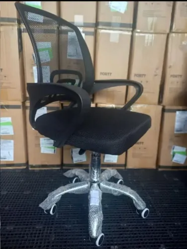 Cadeira para escritório marca FORTT - Oferta!